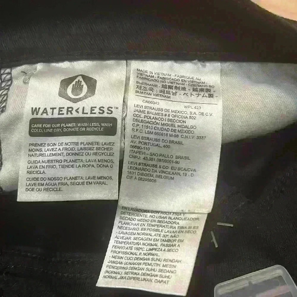 Black men’s Levi Strauss & Co. jeans pants: - Picture 5 of 7